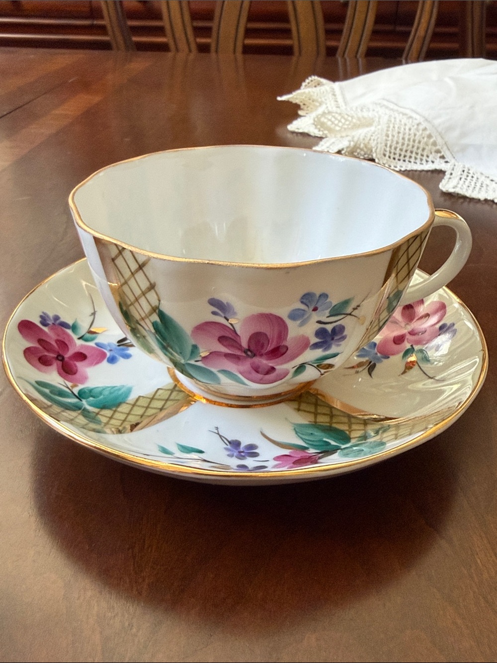 Imperial Lomonosov Russian porcelain tea cup & saucer Forest Violet floral 22k